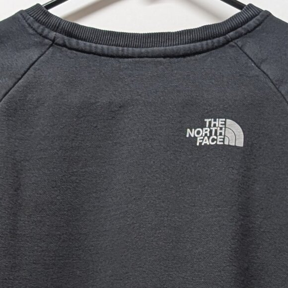 The North Face Graphic Injection Crew Sweatshirt in Black & Metallic Silver - Picture 11 of 14